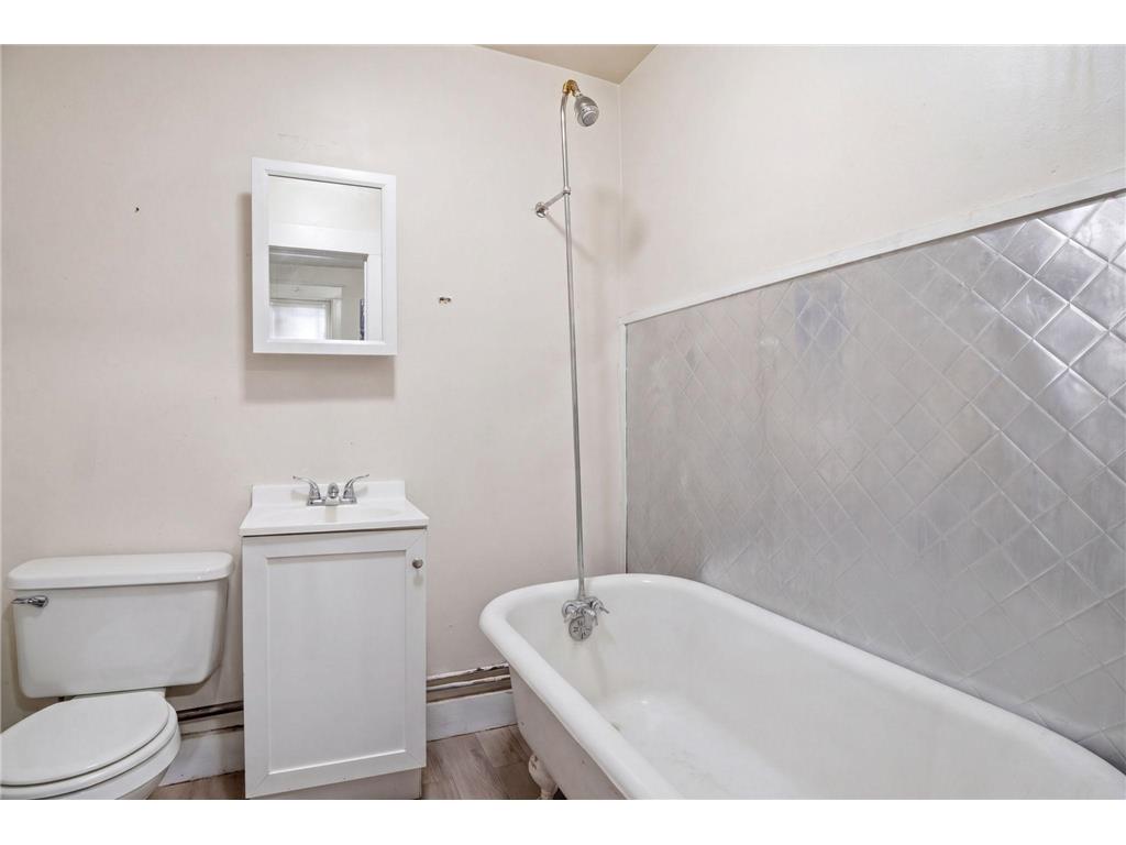 686 Virginia Street Saint Paul MN 55103 7074746 image10
