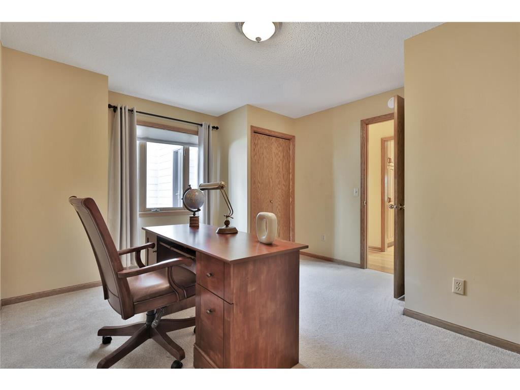 6861 W 82nd Street Bloomington MN 55438 7031467 image17