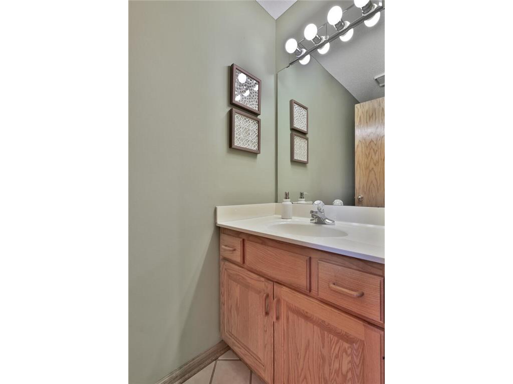6861 W 82nd Street Bloomington MN 55438 7031467 image18