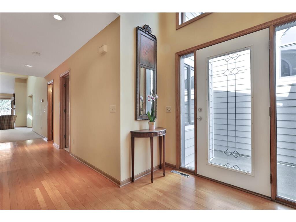 6861 W 82nd Street Bloomington MN 55438 7031467 image2