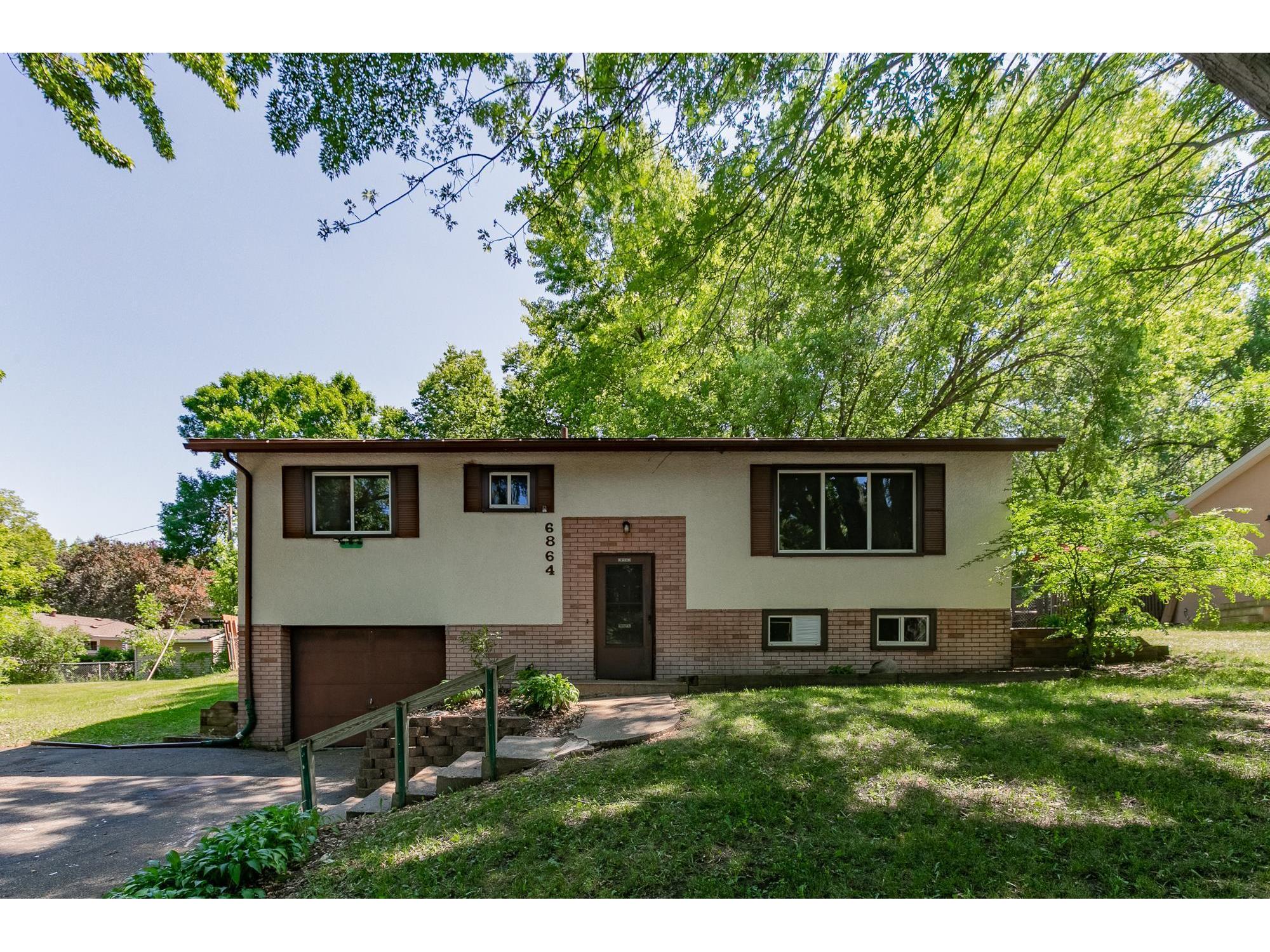 6864 Berkshire Lane N, Maple Grove, MN, 55311 MLS 6014405 Edina Realty