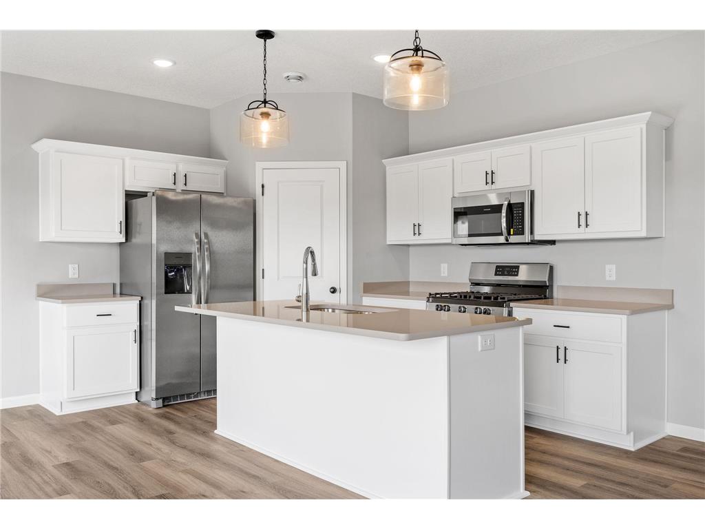 6868 101st Street S Cottage Grove MN 55016 6449497 image1