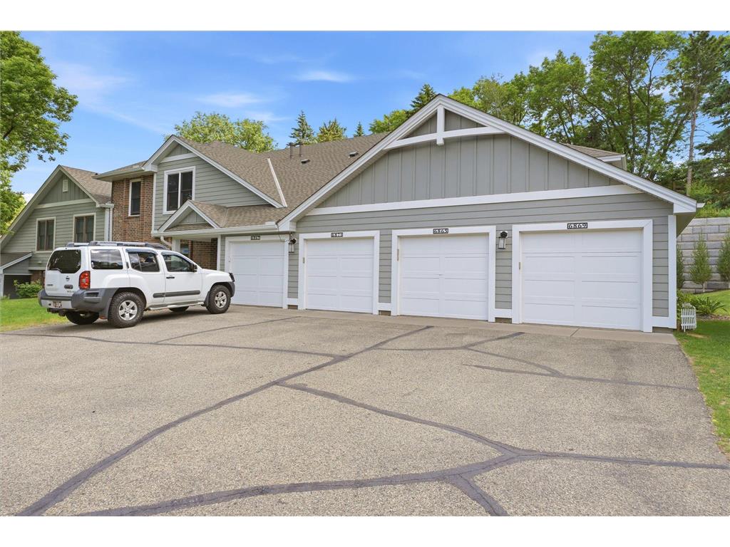 6869 Langford Drive Edina MN 55436 7085065 image2