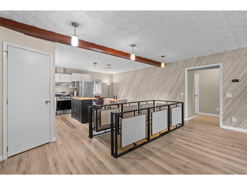 687 4th Avenue NW New Brighton MN 55112 7062629 image13
