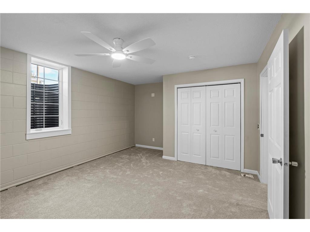687 4th Avenue NW New Brighton MN 55112 7062629 image38