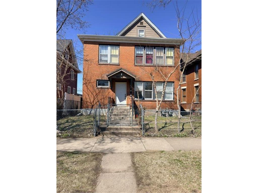 687 Aurora Avenue Saint Paul MN 55104 7055006 image1