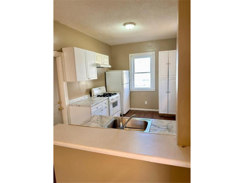 687 Aurora Avenue Saint Paul MN 55104 7055006 image10