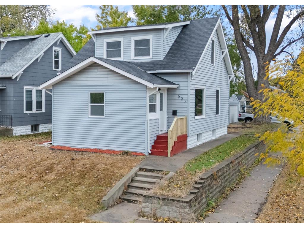 687 Lexington Parkway N Saint Paul MN 55104 6808880 image1