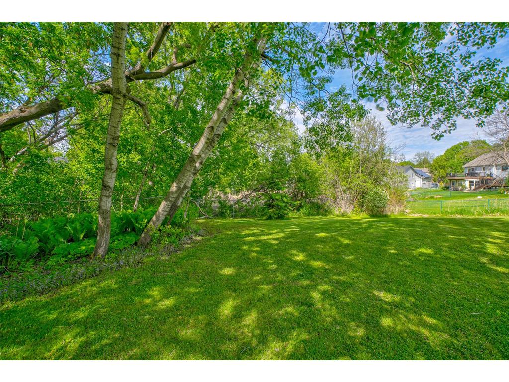 6878 Upper 28th Street N Oakdale MN 55128 7062183 image18