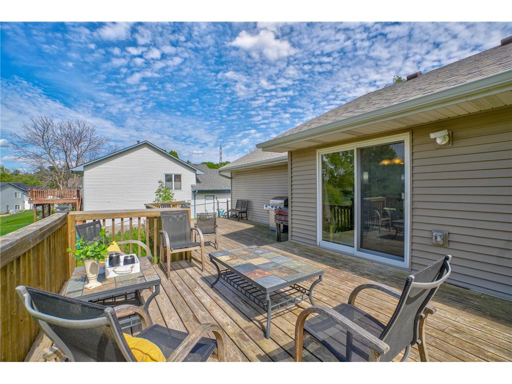 6878 Upper 28th Street N Oakdale MN 55128 7062183 image5