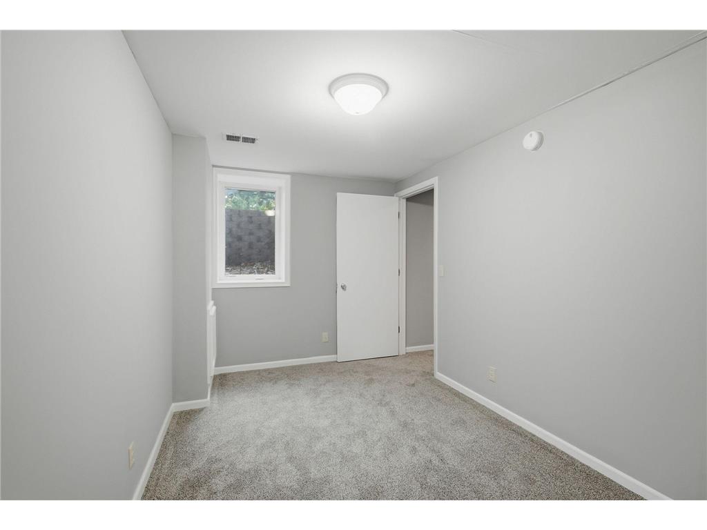 688-690 Burlington Road Saint Paul MN 55119 7110450 image23