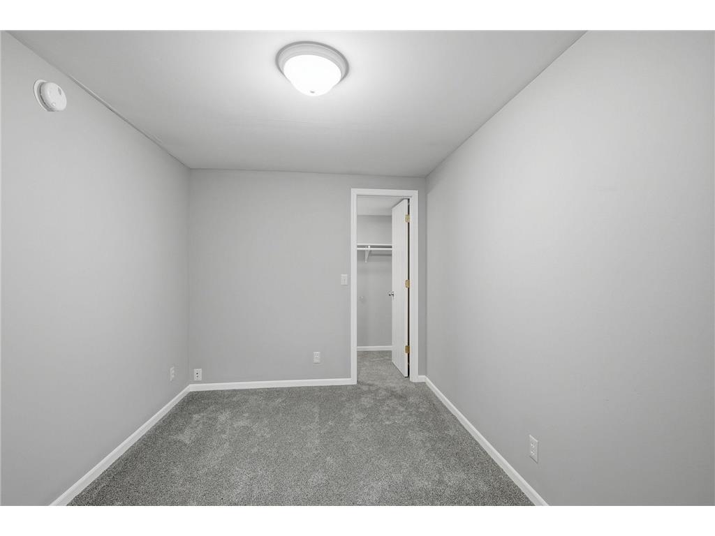 688-690 Burlington Road Saint Paul MN 55119 7110450 image24