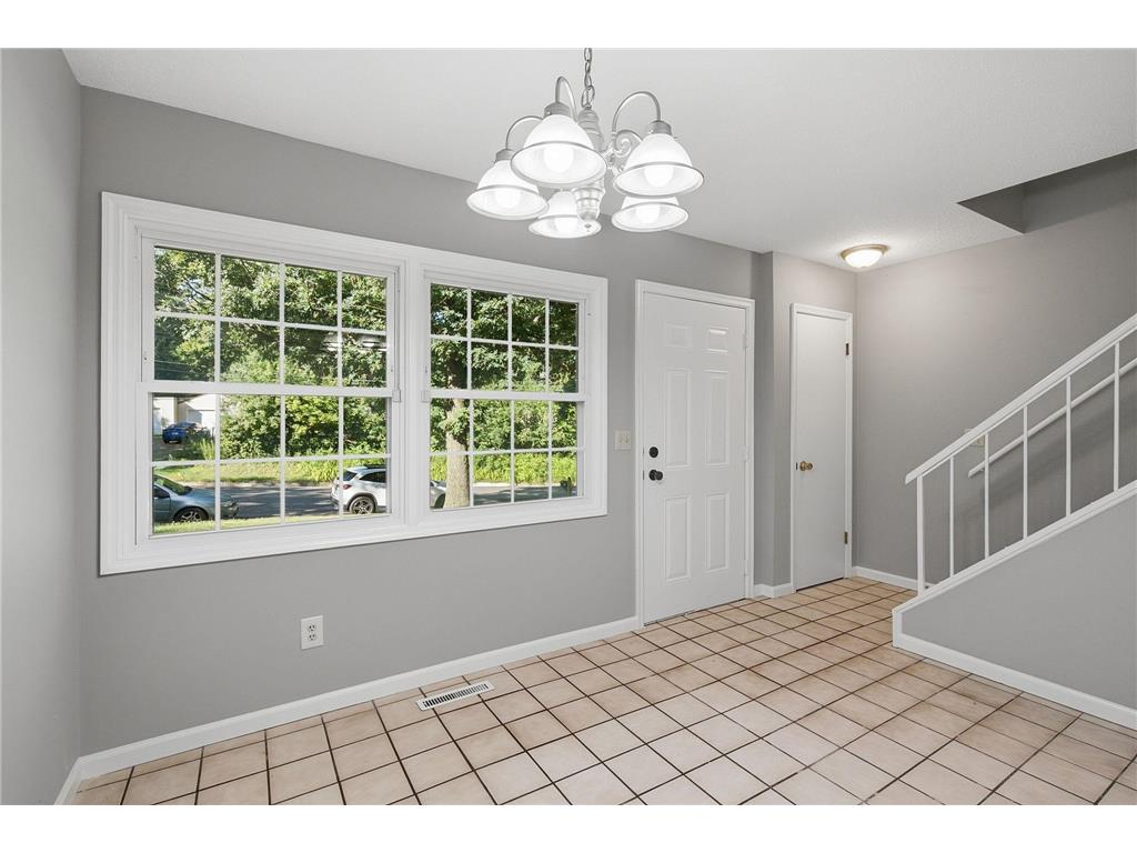 688-690 Burlington Road Saint Paul MN 55119 7110450 image3