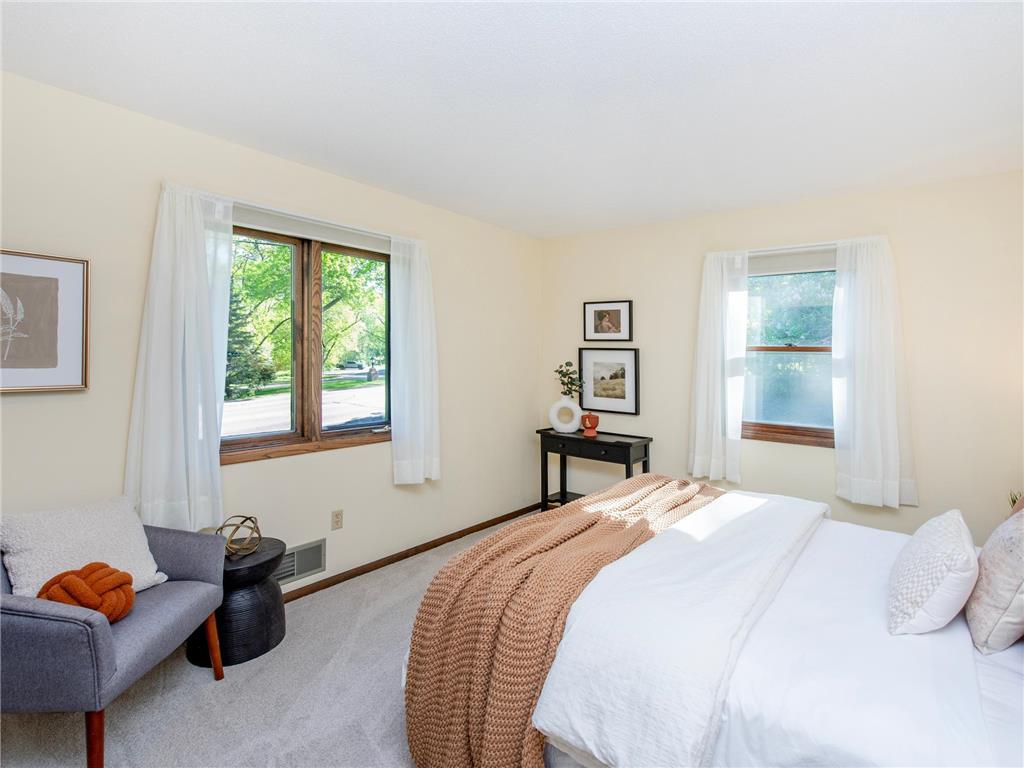 688 W Wentworth Avenue Mendota Heights MN 55118 7075044 image10