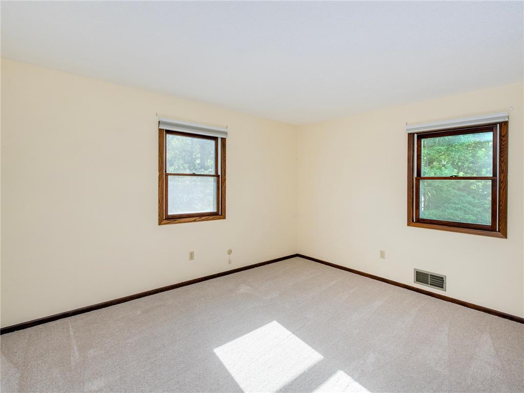 688 W Wentworth Avenue Mendota Heights MN 55118 7075044 image12
