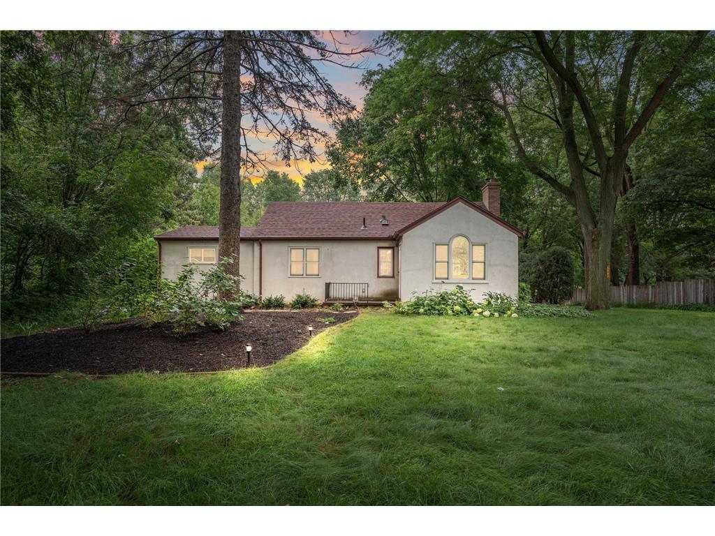 6883 Stillwater Boulevard N Oakdale MN 55128 6758707 image1