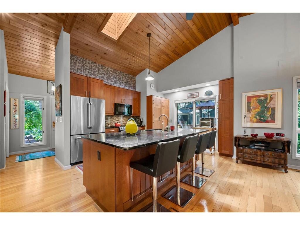 6884 Stonewood Court Eden Prairie MN 55346 7096415 image1
