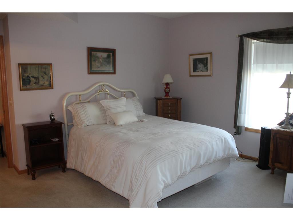 6889 Folkestone Road #711 Apple Valley MN 55124 7054288 image10