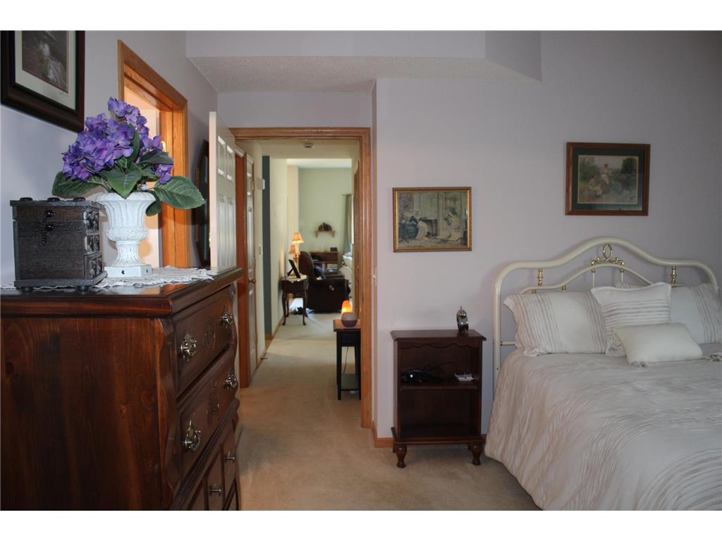 6889 Folkestone Road #711 Apple Valley MN 55124 7054288 image17