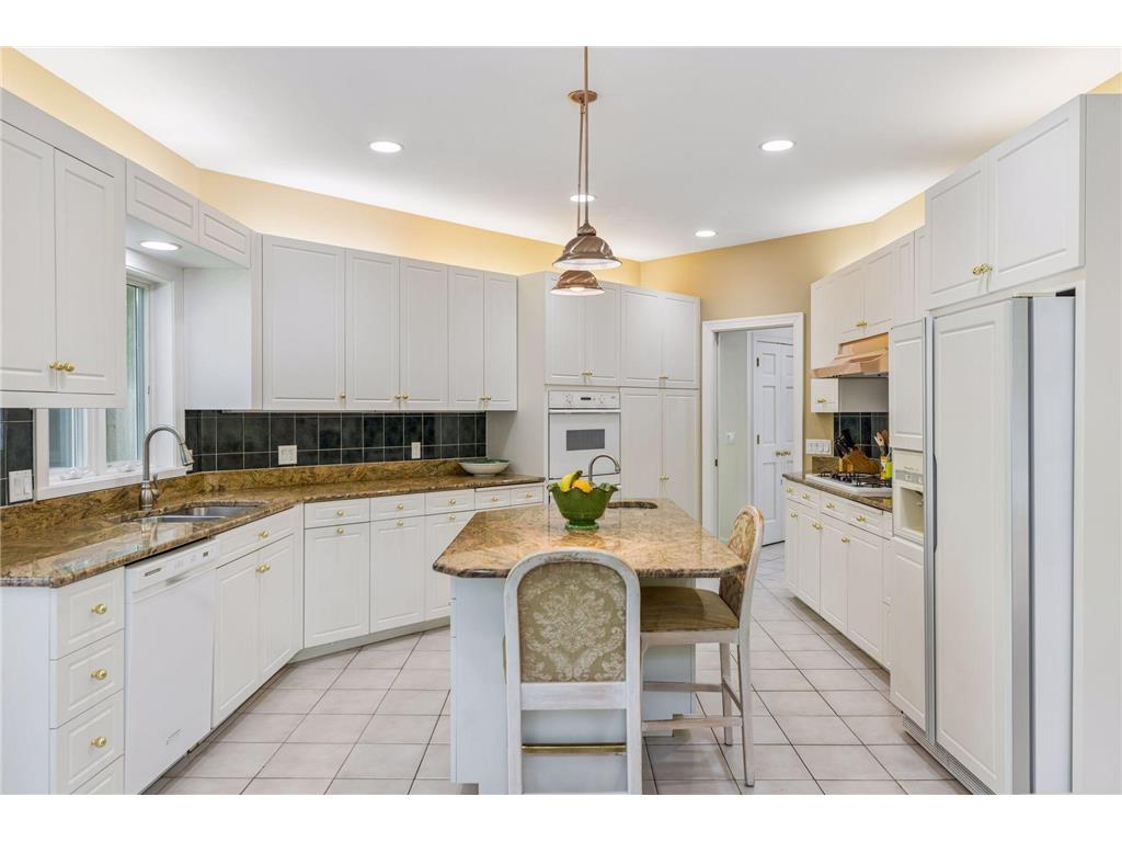 689 Brookside Lane Mendota Heights MN 55118 7071221 image18