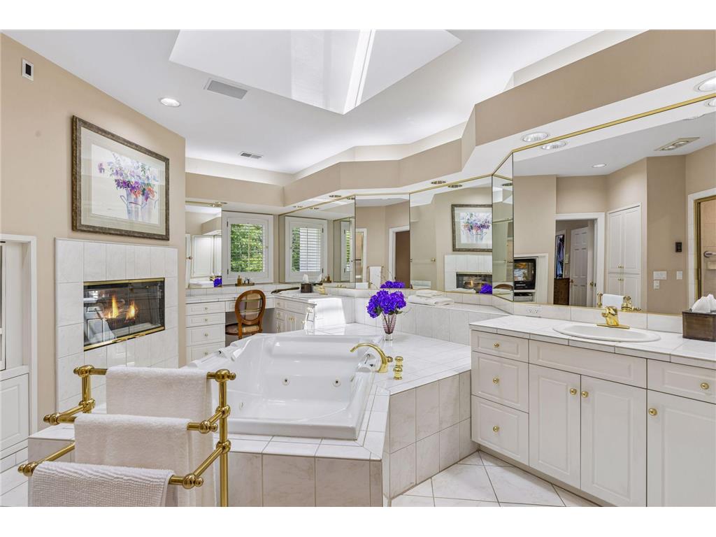 689 Brookside Lane Mendota Heights MN 55118 7071221 image32