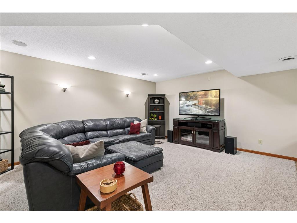 689 Havenhill Road Eagan MN 55123 7080665 image36