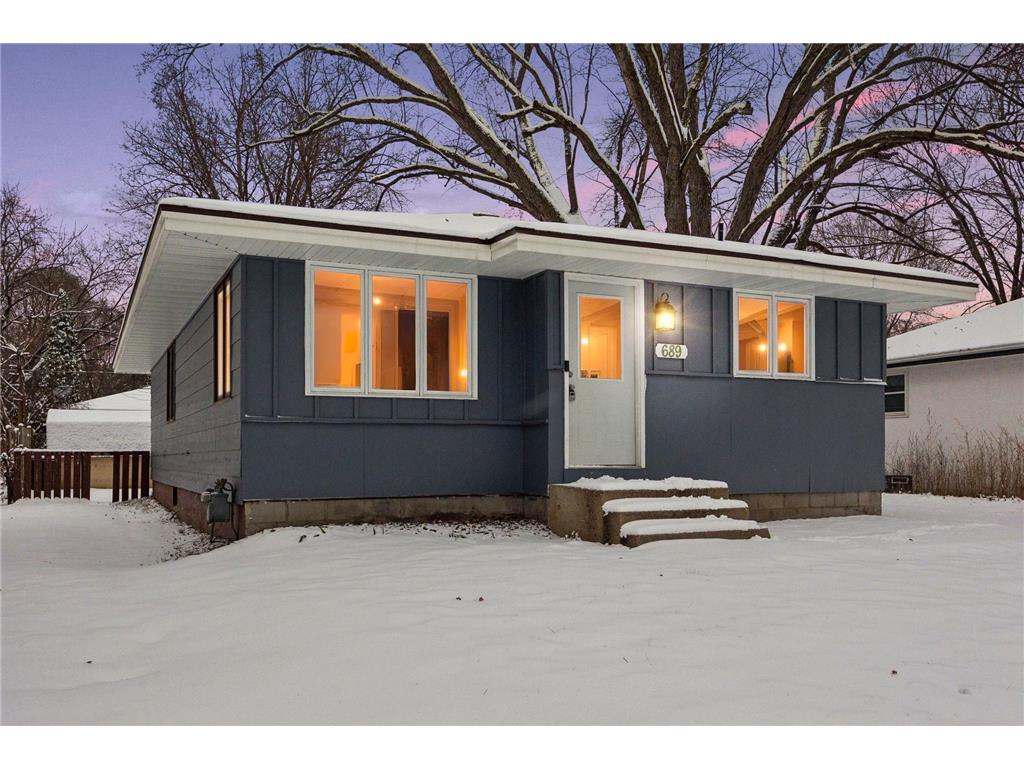 689 Janesville Street NE Fridley MN 55432 6641355 image1