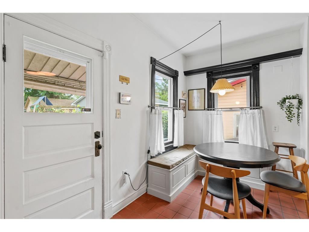 689 Oakdale Avenue Saint Paul MN 55107 7106816 image14