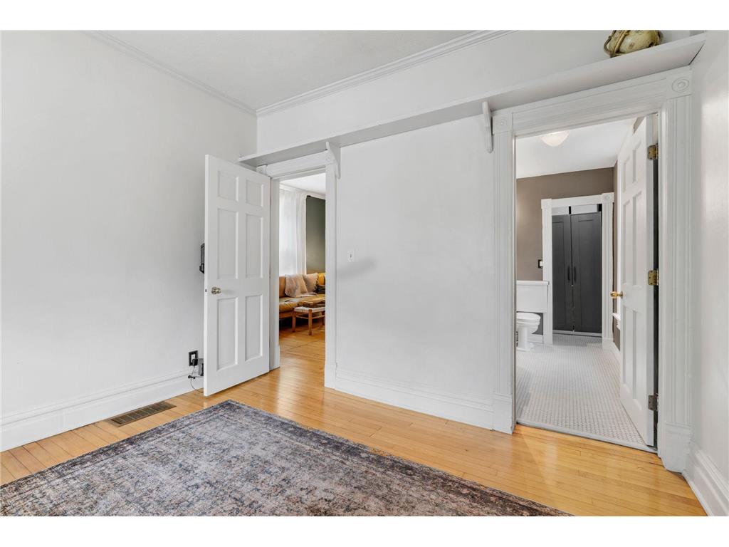 689 Oakdale Avenue Saint Paul MN 55107 7106816 image30