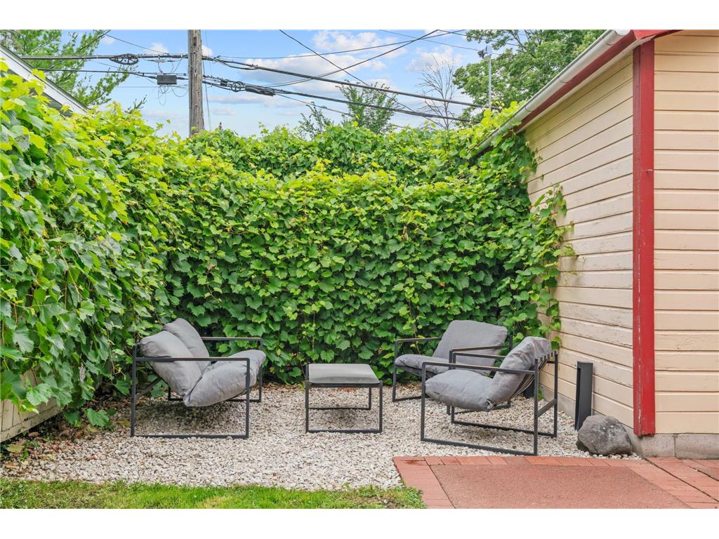 689 Oakdale Avenue Saint Paul MN 55107 7106816 image36