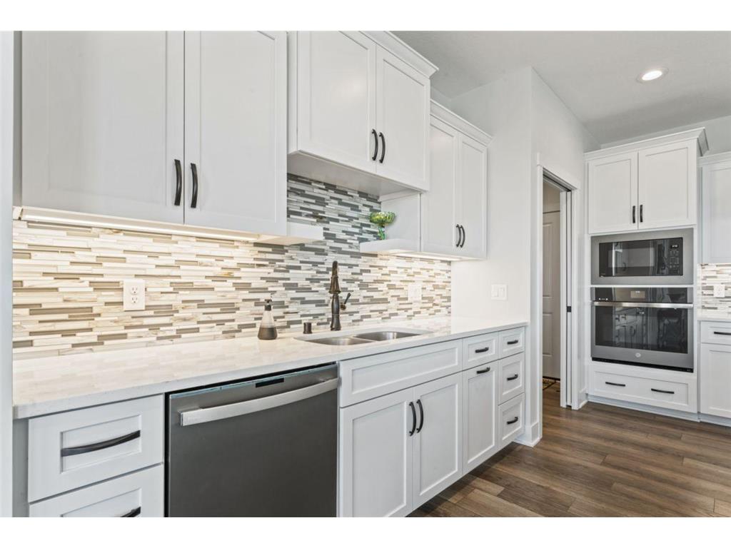 689 Steenhoek Lane NE Byron MN 55920 7040832 image8
