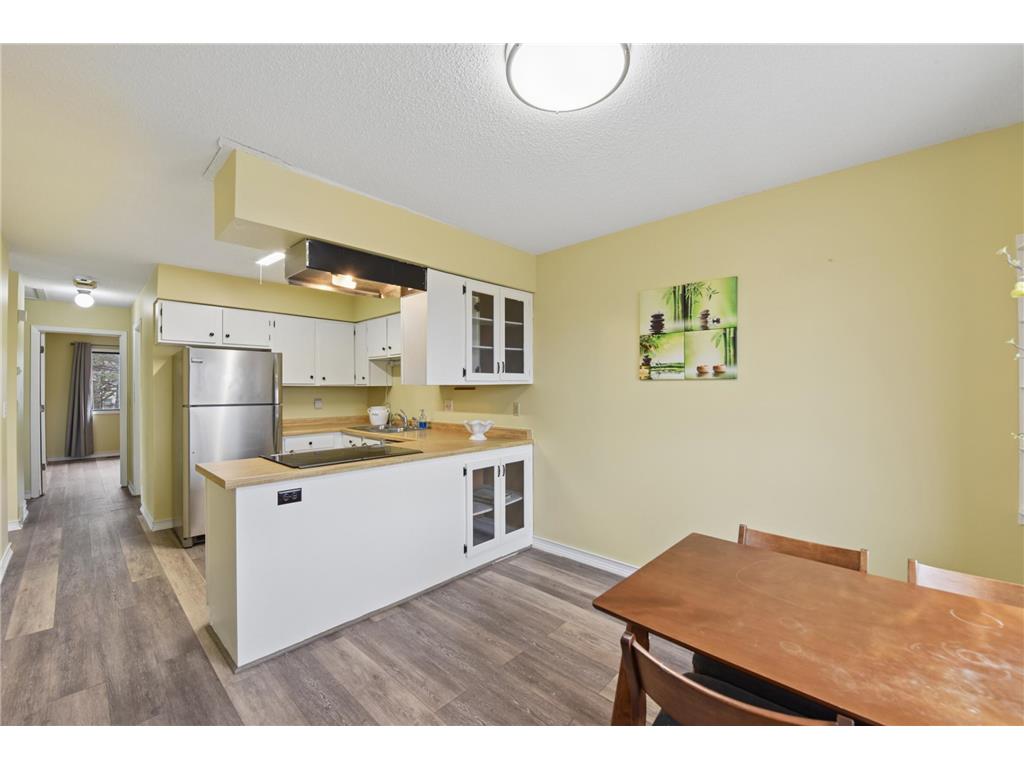 6890 Grenwich Lane N Oakdale MN 55128 - Mud Lake 7020981 image18