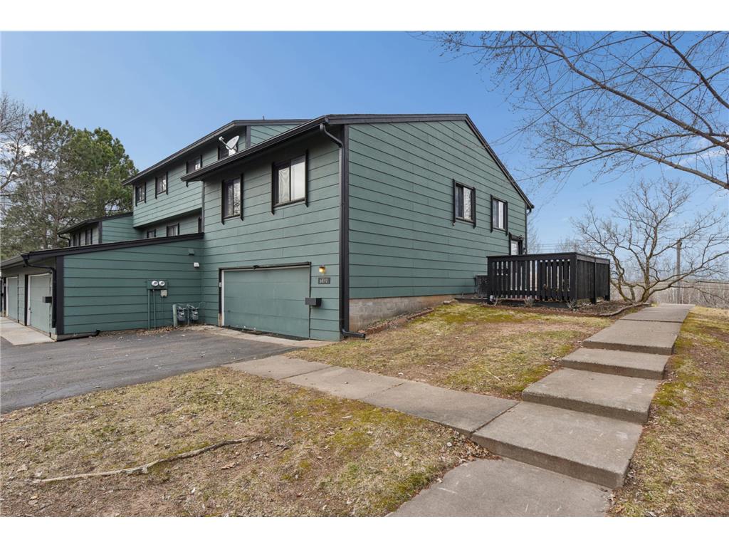 6890 Grenwich Lane N Oakdale MN 55128 - Mud Lake 7020981 image34