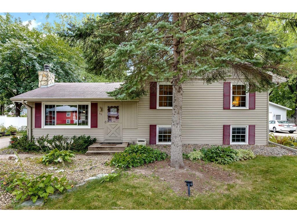 69 Dennis Lane N, Maplewood, MN, 55119 MLS 6261274 Edina Realty