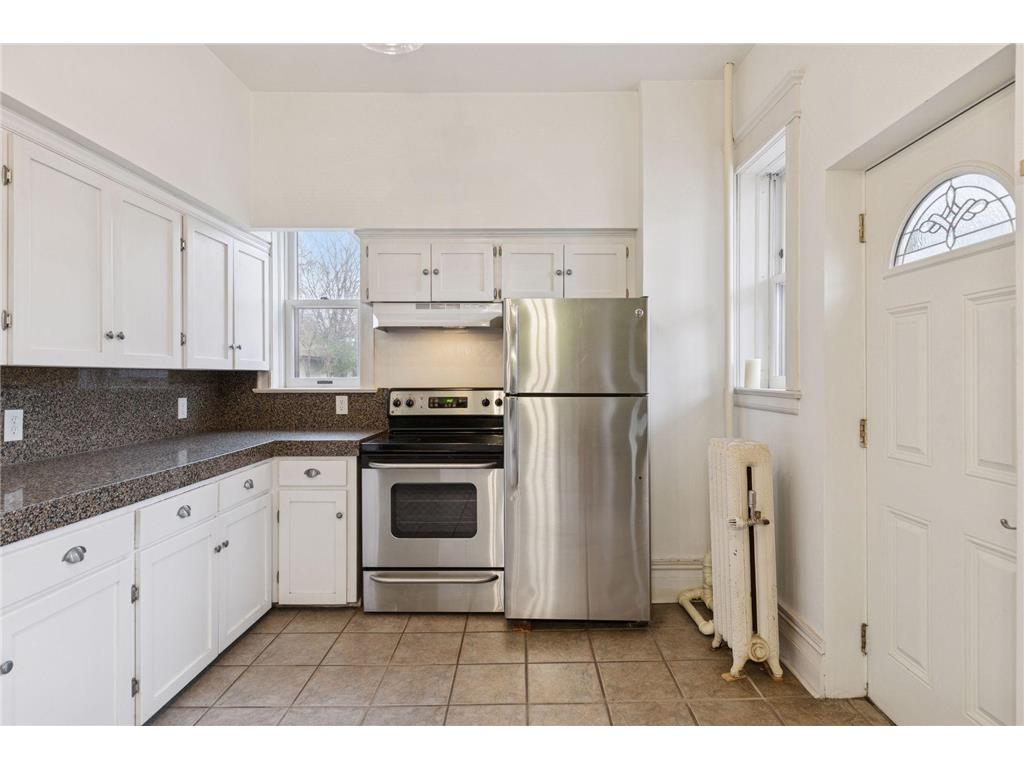 69 Milton Street N #1 Saint Paul MN 55104 6820685 image30