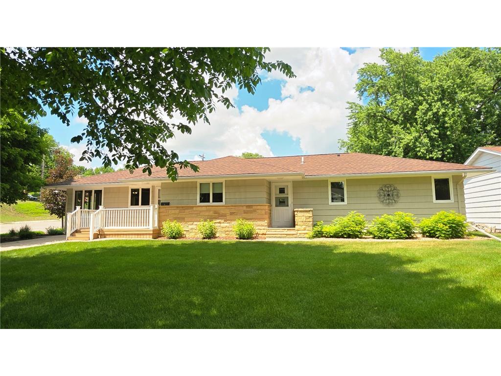 690 7th Avenue Granite Falls MN 56241 7091801 image1