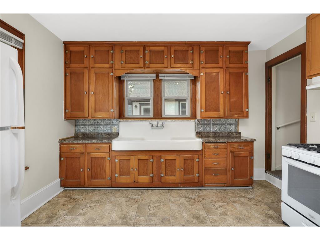 690 James Avenue Saint Paul MN 55102 7066417 image13