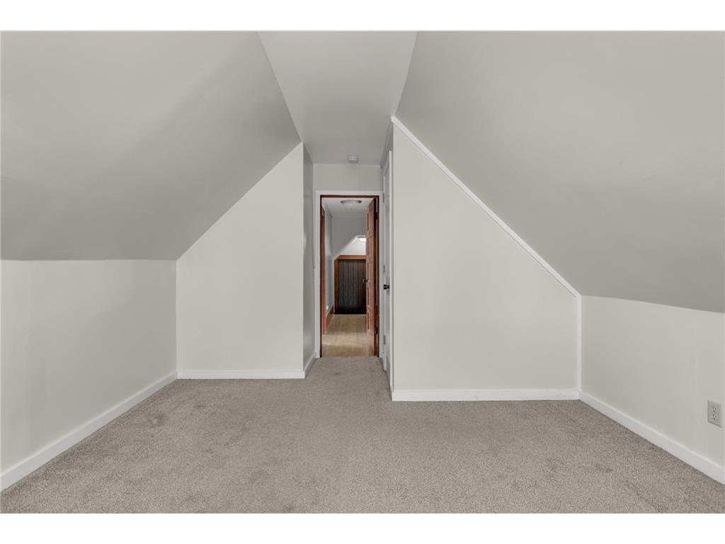 690 James Avenue Saint Paul MN 55102 7066417 image19