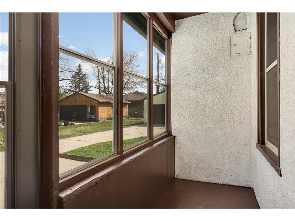 690 James Avenue Saint Paul MN 55102 7066417 image24