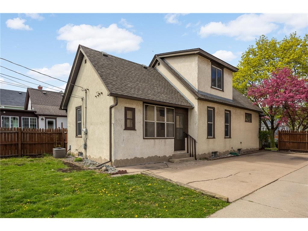 690 James Avenue Saint Paul MN 55102 7066417 image28