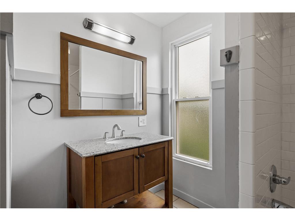 690 Lowry Avenue NE Minneapolis MN 55418 7054698 image12