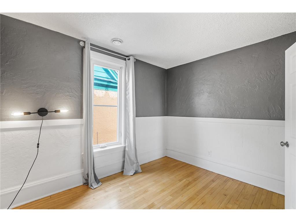 690 Lowry Avenue NE Minneapolis MN 55418 7054698 image18