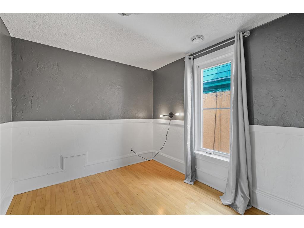 690 Lowry Avenue NE Minneapolis MN 55418 7054698 image19