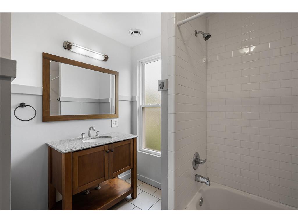 690 Lowry Avenue NE Minneapolis MN 55418 7054698 image25