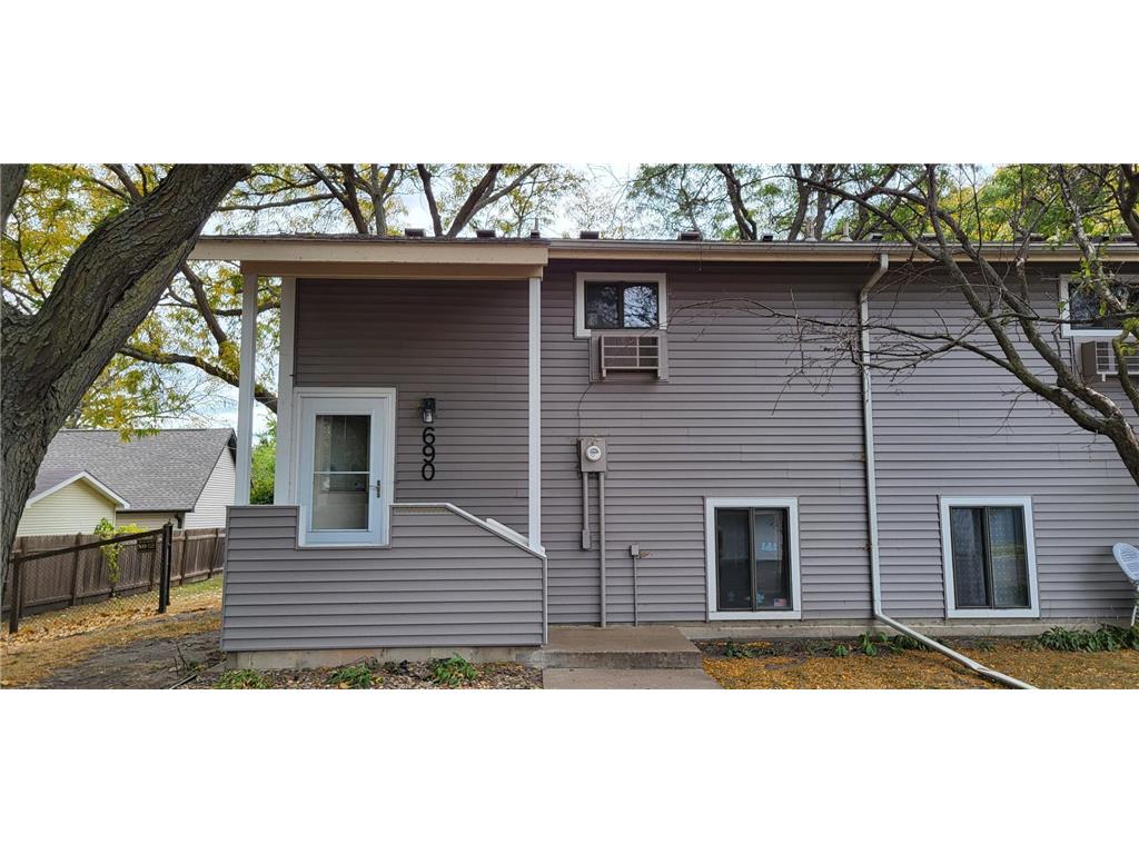 690 Mercer Street Saint Paul MN 55102 6634001 image1