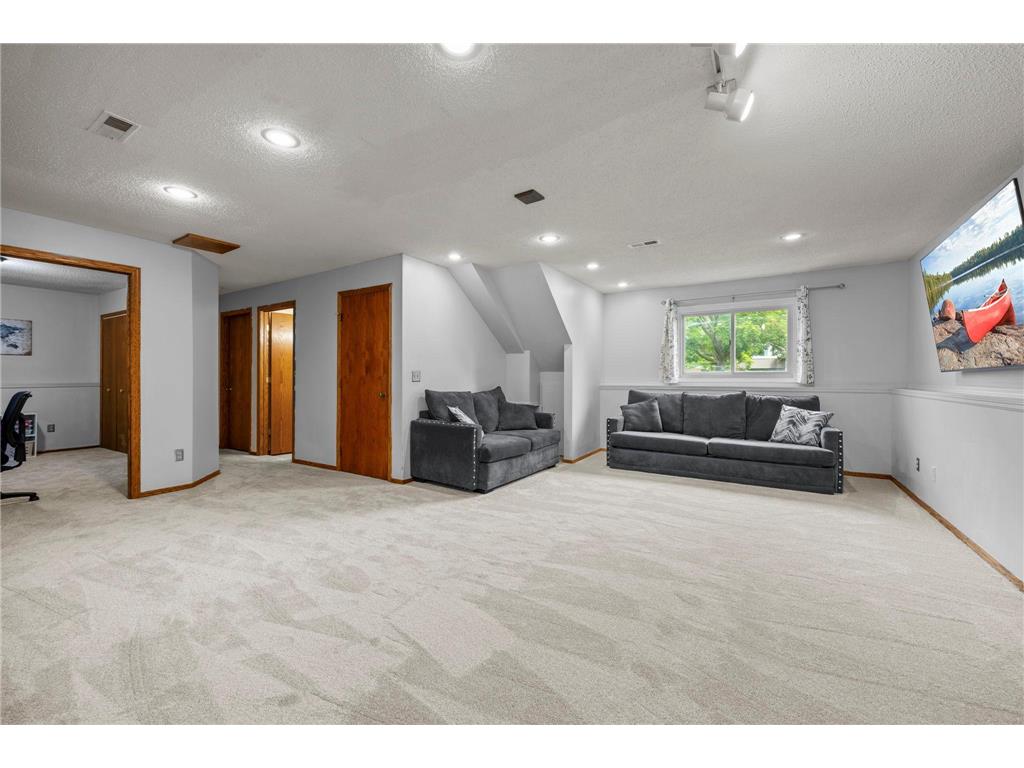 6901 110th Avenue N Champlin MN 55316 7082127 image23