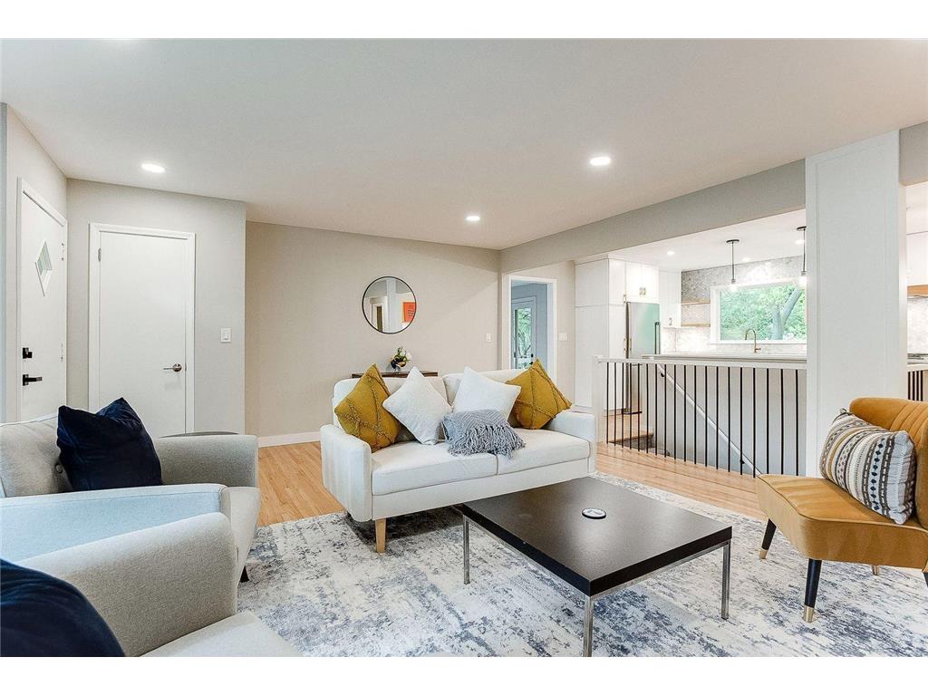 6901 Eliot View Road Saint Louis Park MN 55426 6389363 image1