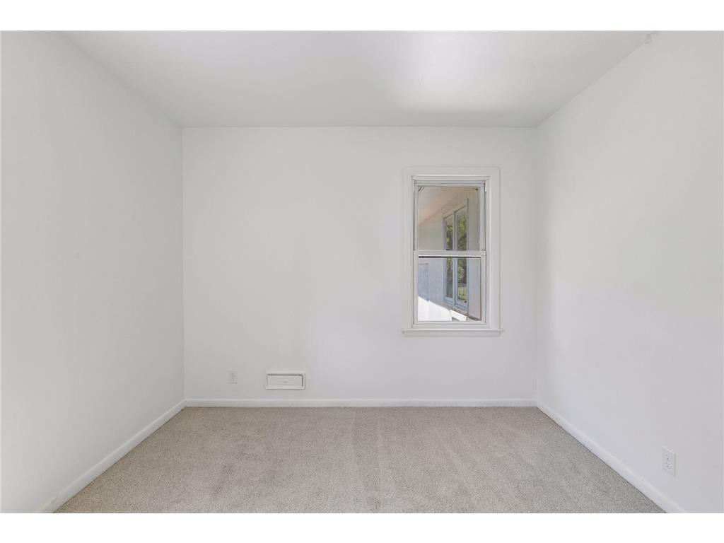 6904 60th Avenue N Crystal MN 55428 7075473 image18