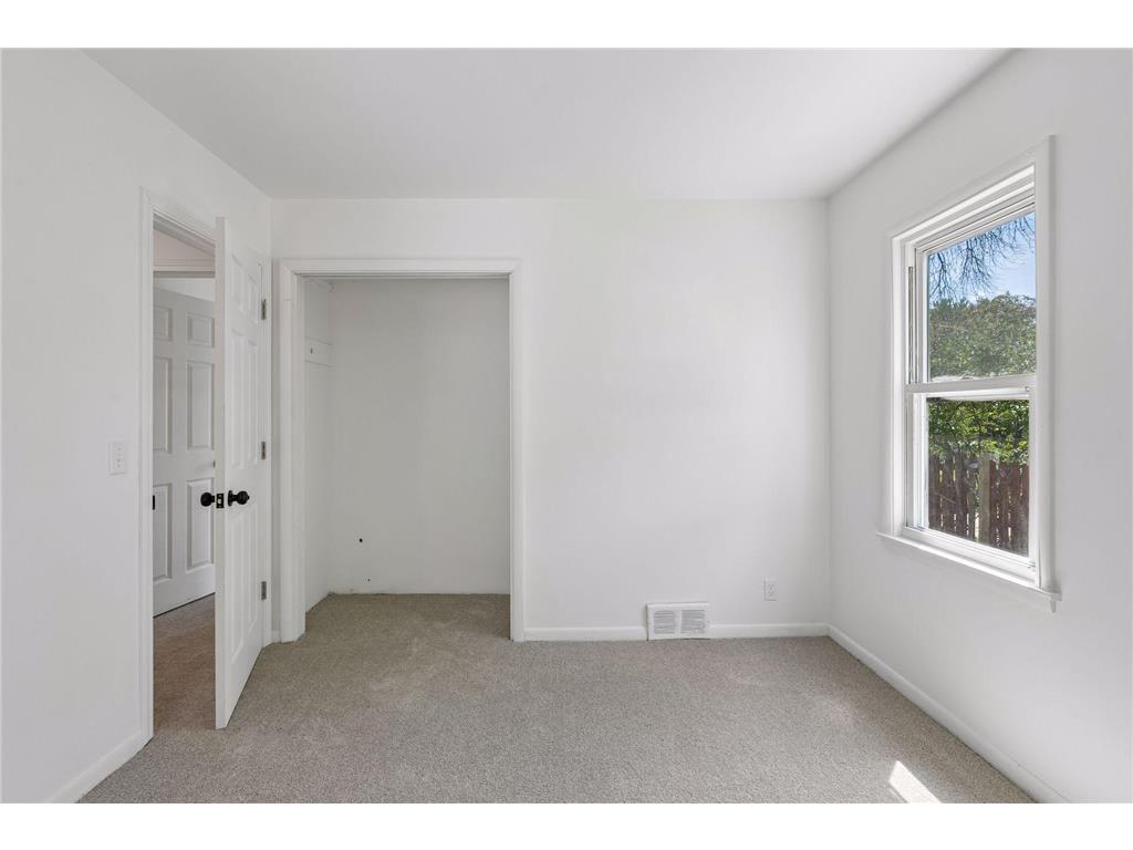 6904 60th Avenue N Crystal MN 55428 7075473 image19