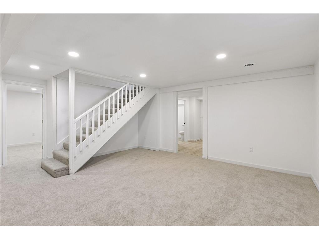 6904 60th Avenue N Crystal MN 55428 7075473 image25
